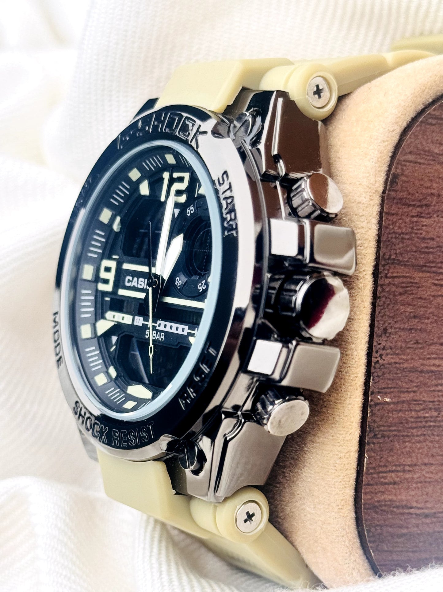 G-Shock - GSTW-300 Metal-Body Beige Sports Watch