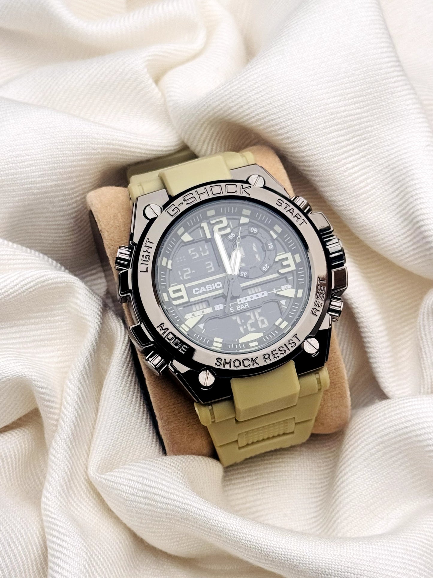 G-Shock - GSTW-300 Metal-Body Beige Sports Watch