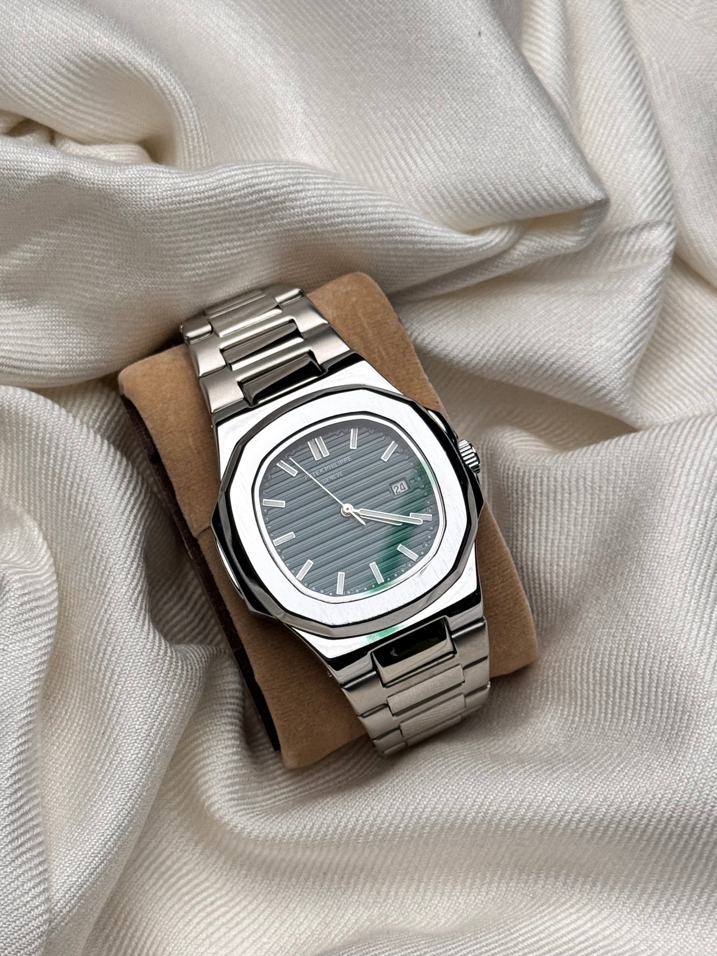 Premium Green Dial Silver Chain Watch